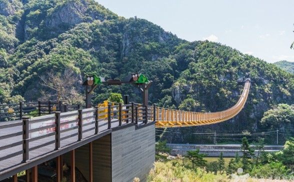 충남 금산 월영산 출렁다리 / 한국관광공사
