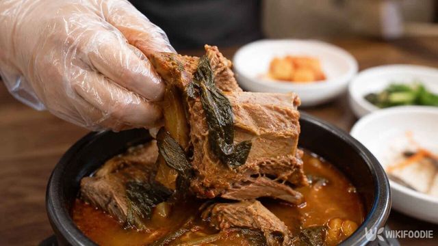 맛집 이해를 돕기 위해 AI로 재연한 이미지. / 위키푸디