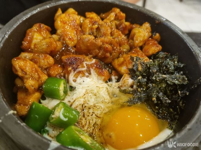솔솥 인천스퀘어원점 치즈 닭갈비 솥밥. / 위키푸디