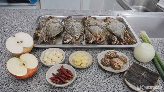 간장게장 재료. / 위키푸디