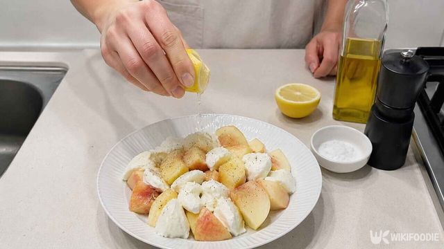 복숭아 모짜렐라 레시피. / 위키푸디