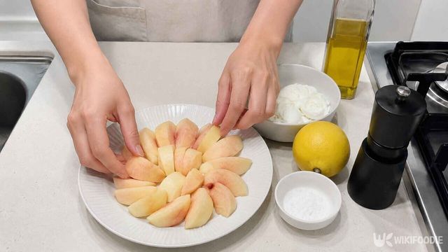 복숭아 모짜렐라 레시피. / 위키푸디