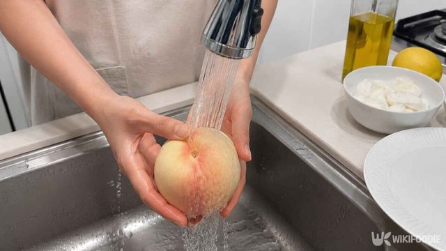 복숭아 모짜렐라 레시피. / 위키푸디