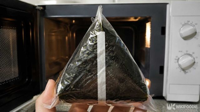 삼각김밥 기사 이해를 돕기 위한 참고 사진. / 위키푸디