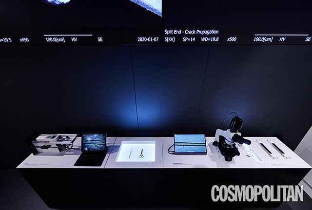 모발 상태를 분석해주는 헤어 사이언스 세션. 다이슨 데모 스토어 사운즈 한남에서만 경험할 수 있다.