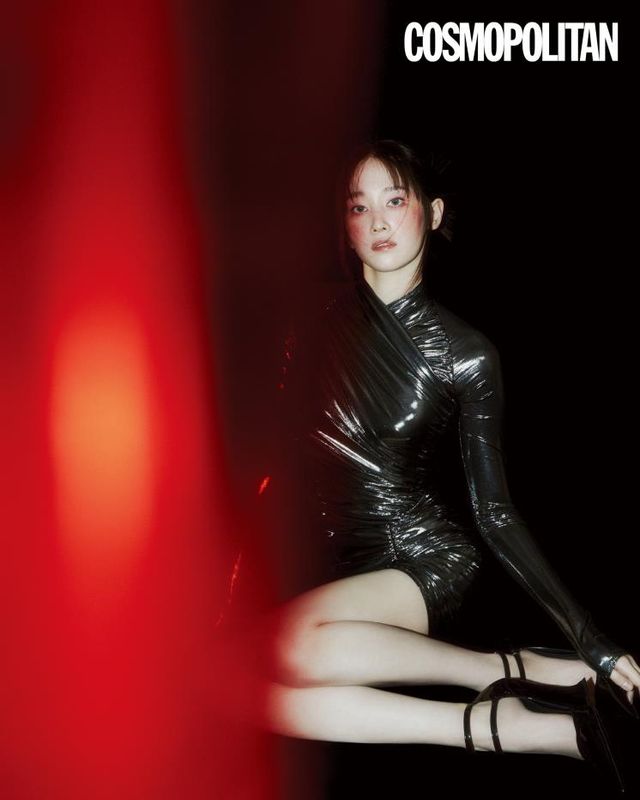 드레스, 슈즈 모두 가격미정 페라가모. 