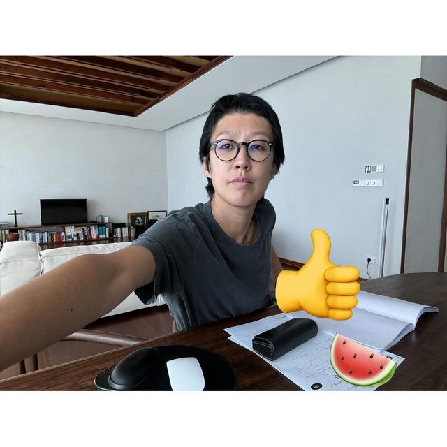 인스타그램 @jinkyunghong