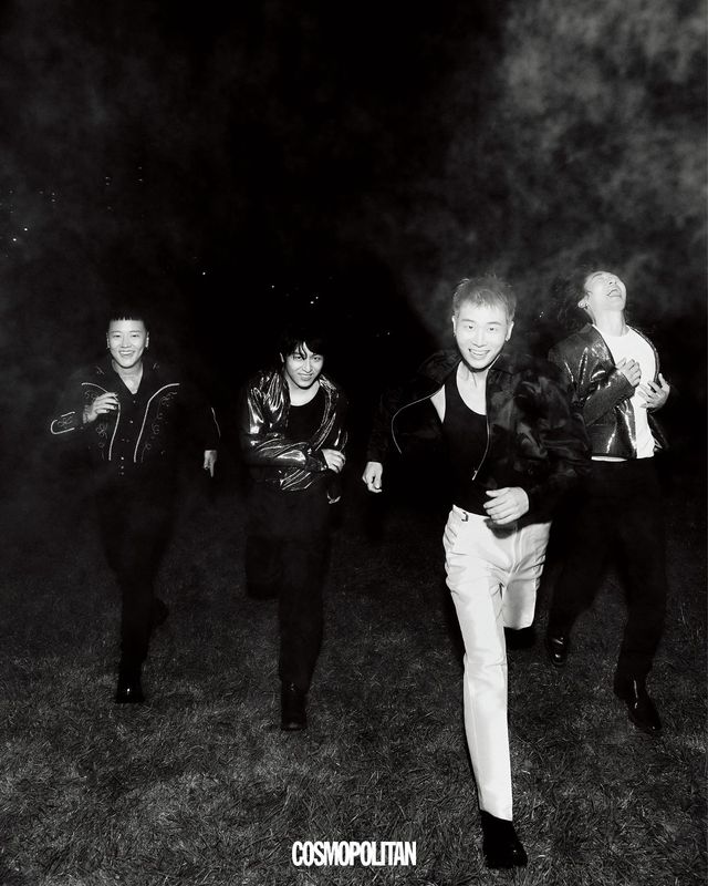 (왼쪽부터, 박한솔) 의상은 모두 스타일리스트 소장품. (나루)셔츠 Lemeteque. 팬츠 Maison Margiela. 슬리브리스 톱, 슈즈 스타일리스트 소장품. (박솔)의상은 모두 스타일리스트 소장품. (권오경) 재킷 Lemeteque. 이너 톱, 팬츠, 슈즈 스타일리스트 소장품.