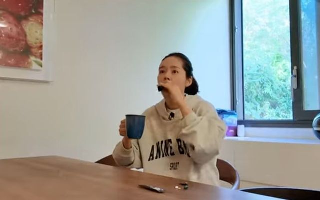 유튜브 〈자유부인 한가인〉 