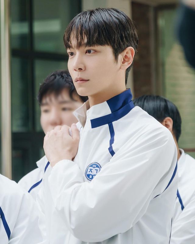 인스타그램 @lcdoubleu