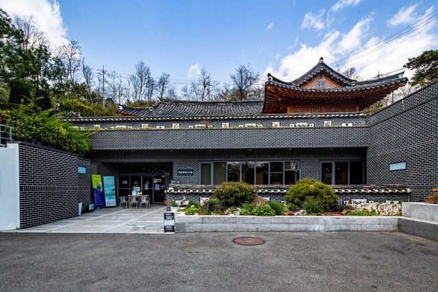 청운 문학 도서관 홈페이지