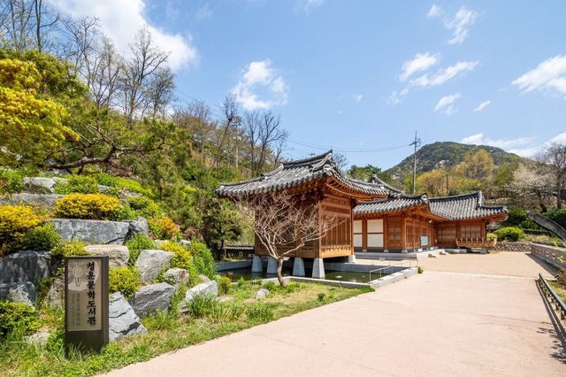 청운 문학 도서관 홈페이지