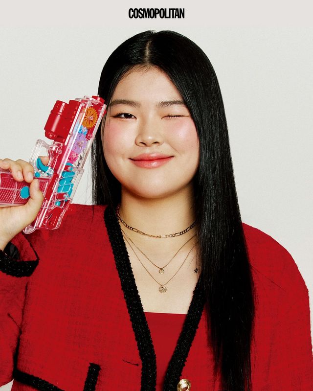 재킷 Johnny Hates Jazz. 드레스 & Other Stories. 목걸이 스타일리스트 소장품. 