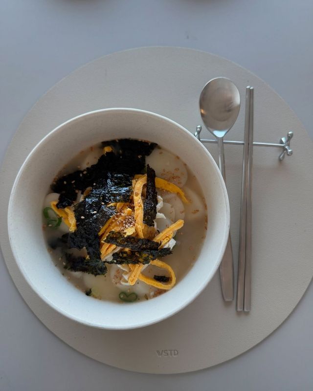 인스타그램 @thing_1022