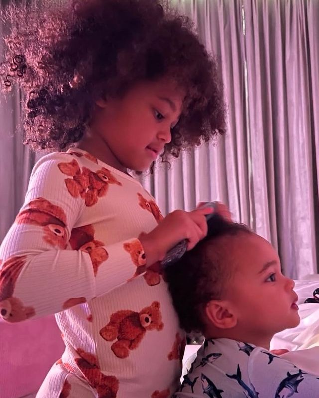 인스타그램 @kyliejenner