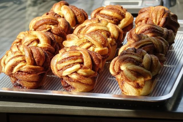 클로드커피에서 즐길 수 있는 시나몬 롤 사진 인스타그램 @claude_coffee