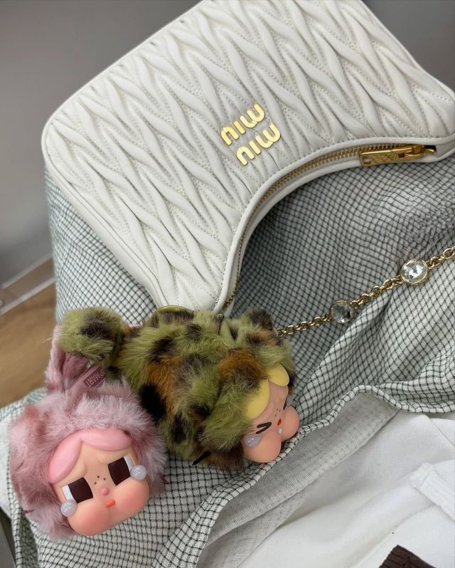 장원영 크라이베이비 (출처 : 인스타그램 @for_everyoung10)