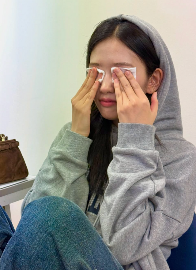 인스타그램 @_yujin_an