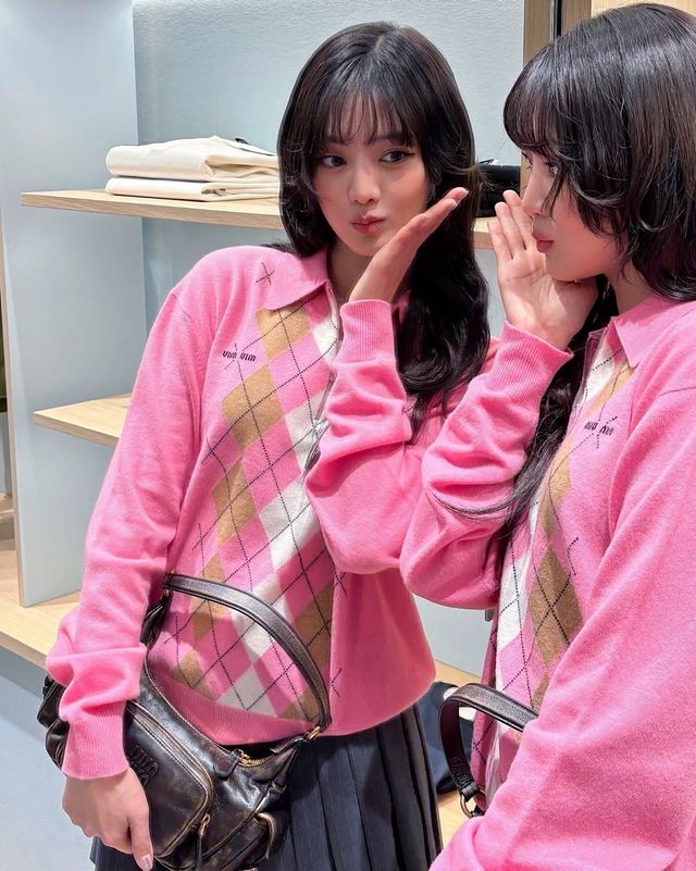 민니 핑크 패션 @min.nicha