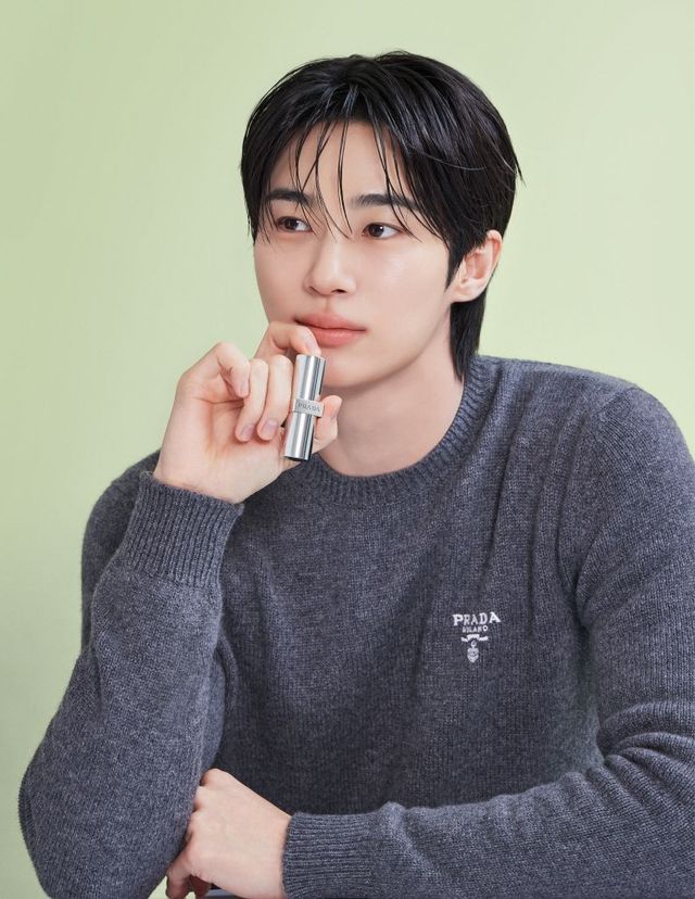 프라다 뷰티와 함께한 변우석. 프라다 뷰티 제공.