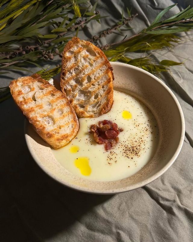 스프와 샌드위치 같은 다양한 브런치 메뉴들도 준비되어 있는 웨이프 웨이프 인스타그램 @wayp_official