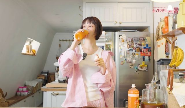 유튜브 <송경아의 쇼룸>