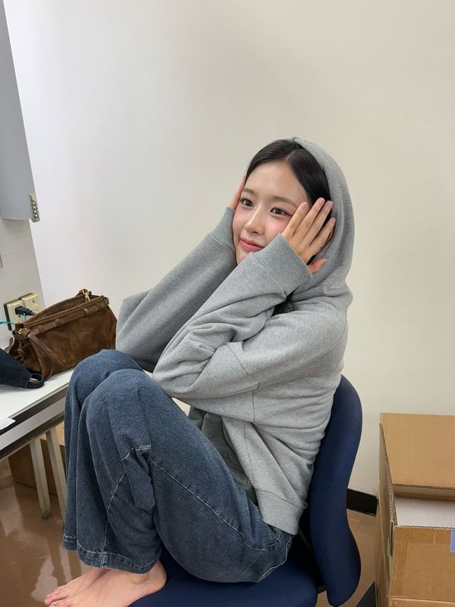 인스타그램 @_yujin_an