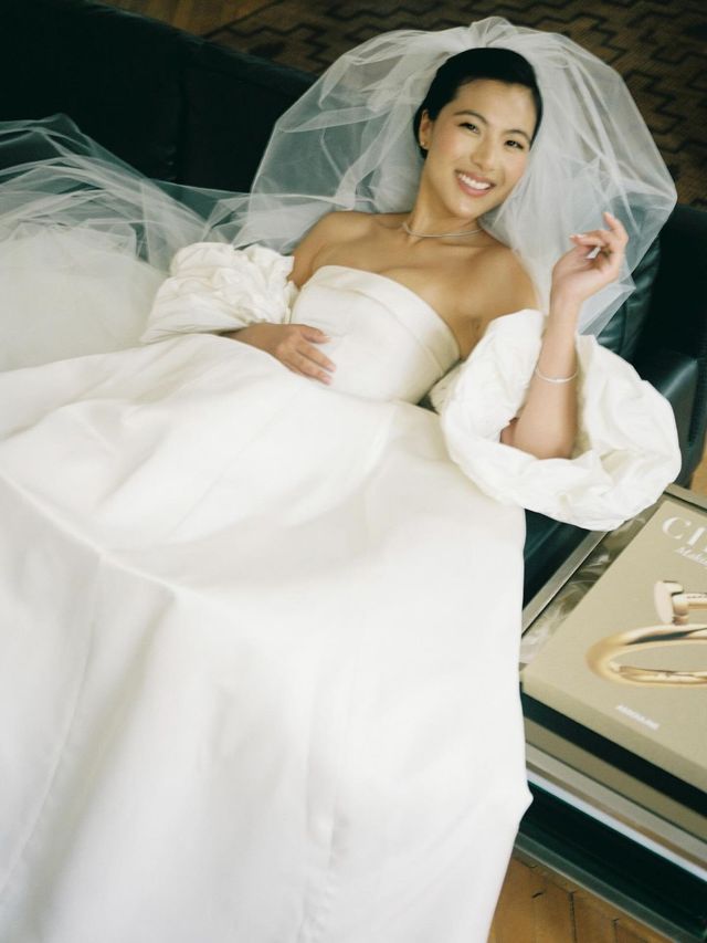 다혜 드 지방시와 션 태핀 드 지방시의 결혼식. 인스타그램 @heydahye