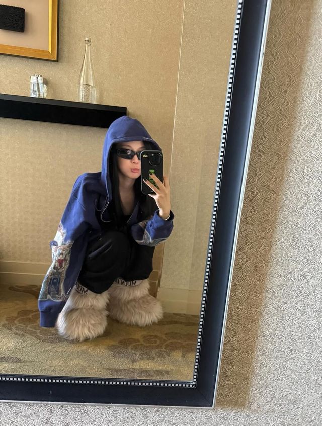 에스파 닝닝 퍼 슈즈 @imnotningning