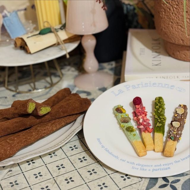 수제 빼빼로를 만드는 카페메틀. 인스타그램 @cafe_mettle