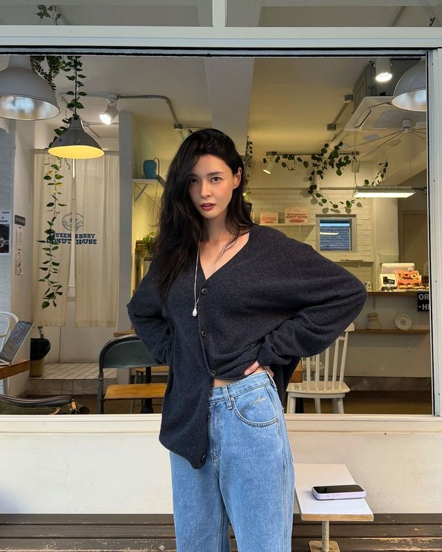 권나라 카디건 | 인스타그램 @hv_nara