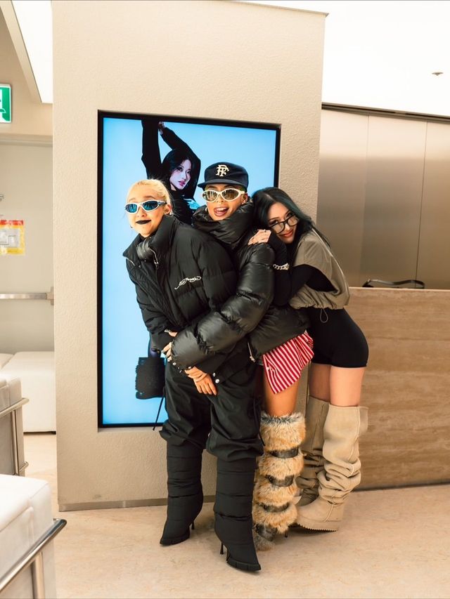 패딩 부츠에 바지를 넣어 시크하게 입은 댄서 쿄카. 인스타그램 @kyoka_rb.official