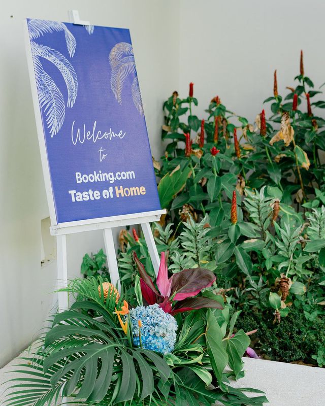  행사장 입구 웰컴 판넬.