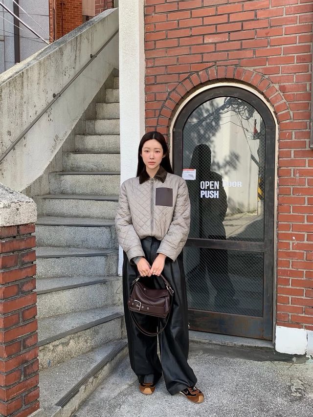 시크하게 퀼팅 재킷을 연출한 차정원. 인스타그램 @ch_amii