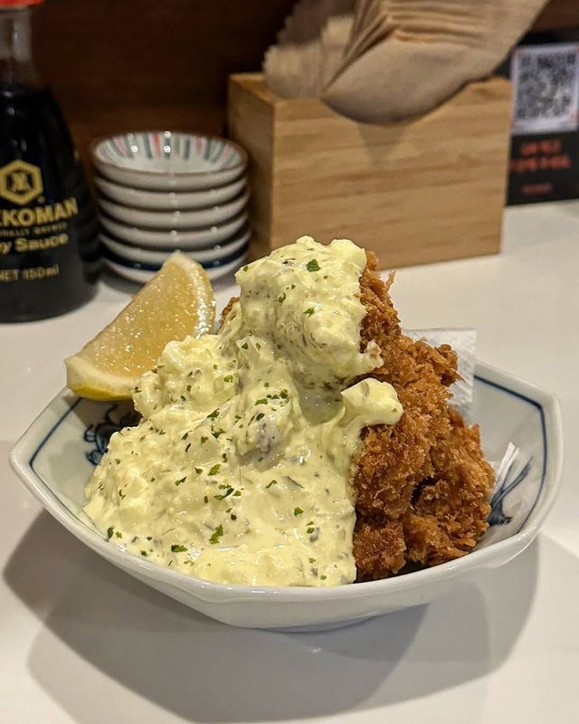 스시를 한 점 단위로 즐길 수 있는 스시사카바 야마타츠. 인스타그램@yamatatsu_sushisakaba