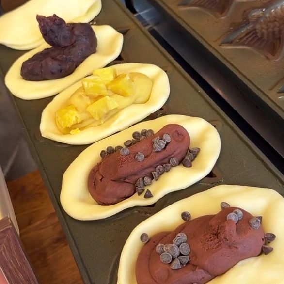 쫀득한 모찌 반죽의 붕어빵을 맛볼 수 있는 보따리 제과점. 인스타그램 @bottari_bakery