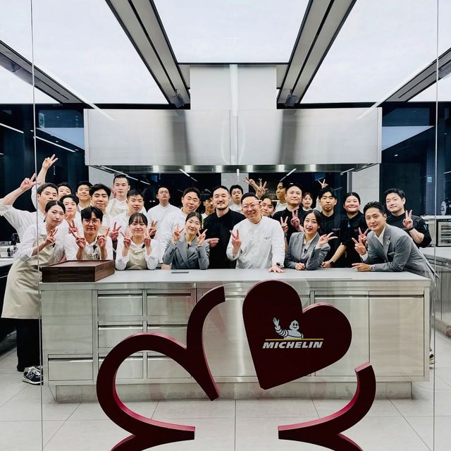 흑백요리사 2 백수저 | 인스타그램 @soignejunlee