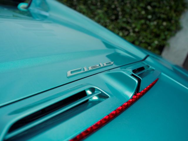 마세라티 슈퍼 스포츠카 MCPURA 