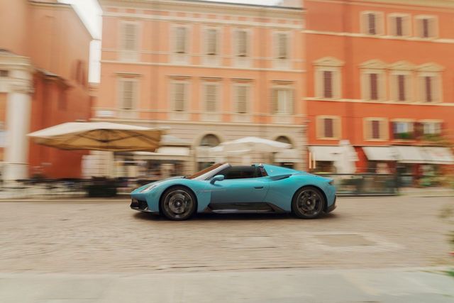 마세라티 슈퍼 스포츠카 MCPURA 