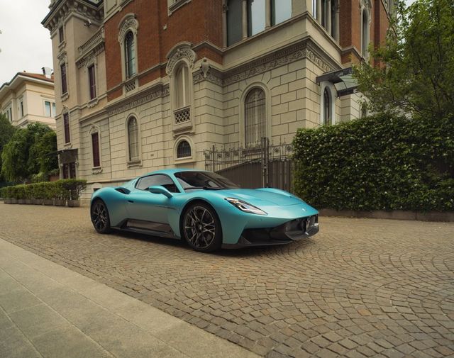 마세라티 슈퍼 스포츠카 MCPURA 