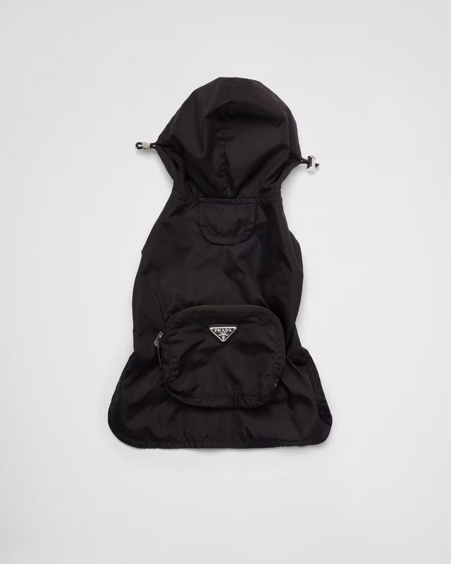 프라다 펫 아우터 | 출처 prada.com