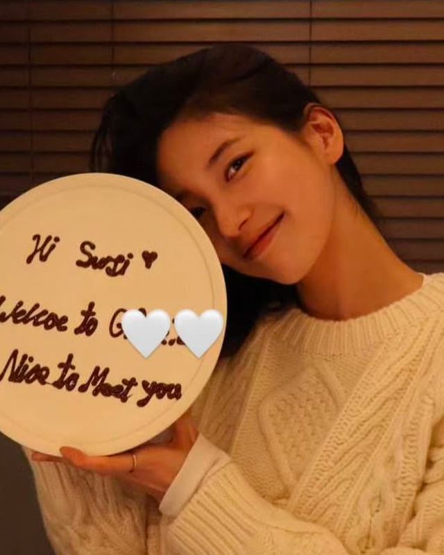 인스타그램 @skuukzky