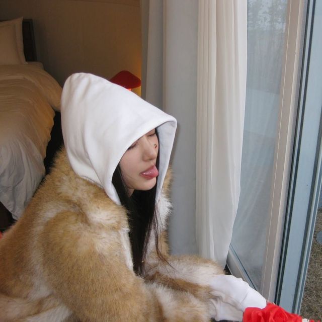 인스타그램 @meovv