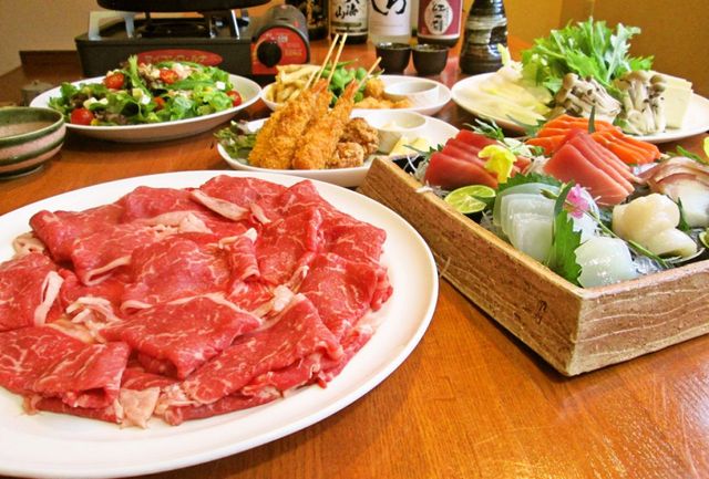 아름다운 자연환경을 누릴 수 있는 신세이잔소 컨트리클럽. 이곳에서 골프를 마친 후에는 스키야키도 놓치지 말 것. 