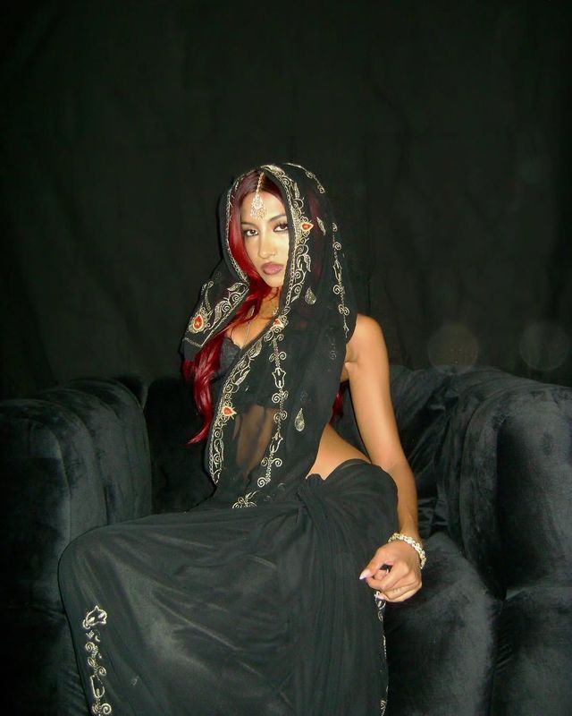 인스타그램 @lararajj