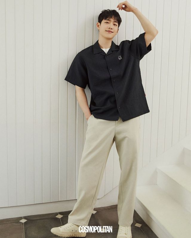 휘게 반팔 셔츠 19만9천원, 스몰 폴라베어 반팔 티셔츠 6만9천원, 휘게 팬츠 19만9천원, 아스크 스니커즈 22만9천원 모두 Nordisk.