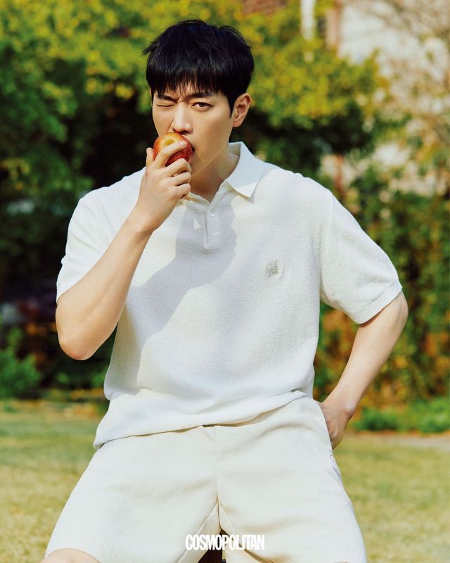 반팔 폴로 스웨터 16만9천원, 휘게 쇼츠 15만9천원 모두 Nordisk. 