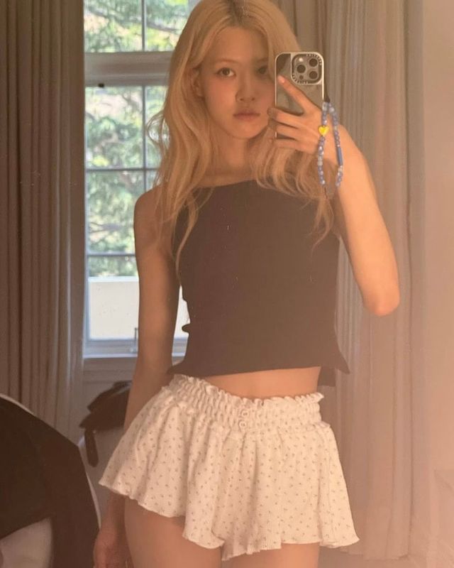 인스타그램 @roses_are_rosie