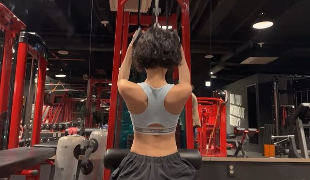 유튜브 채널 ‘NA( )NA‘ 영상 캡처