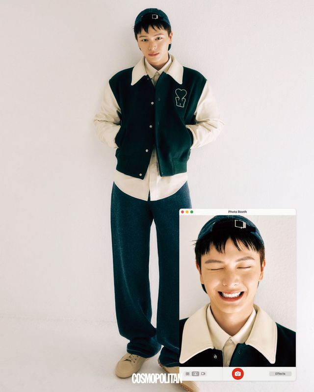 트러커 재킷, 셔츠, 팬츠, 볼캡 모두 Ami. 스니커즈 Tod’s.